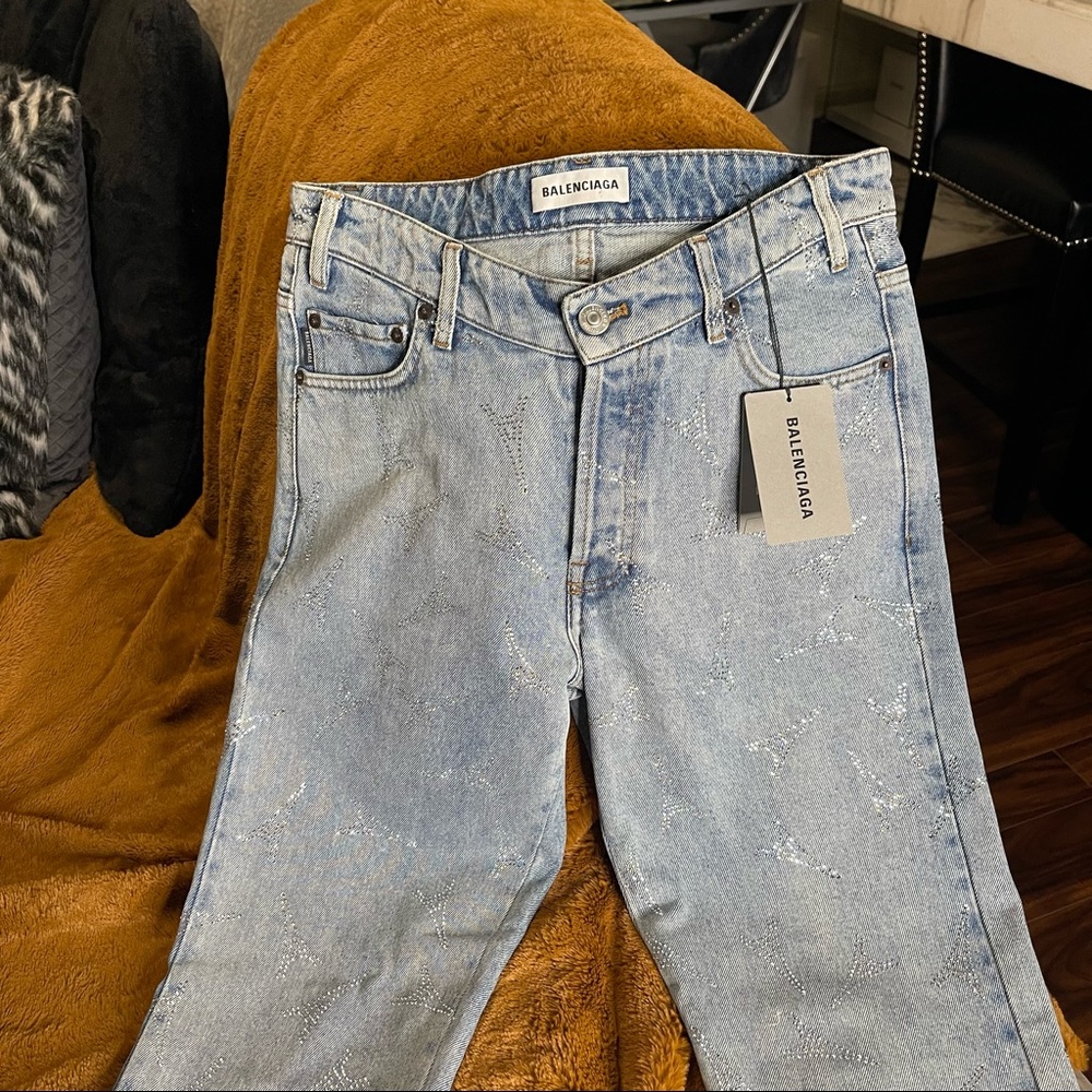 Balenciaga Crystal Eiffel Tower V-neck Denim Jeans in Blue - Picture 5 of 17